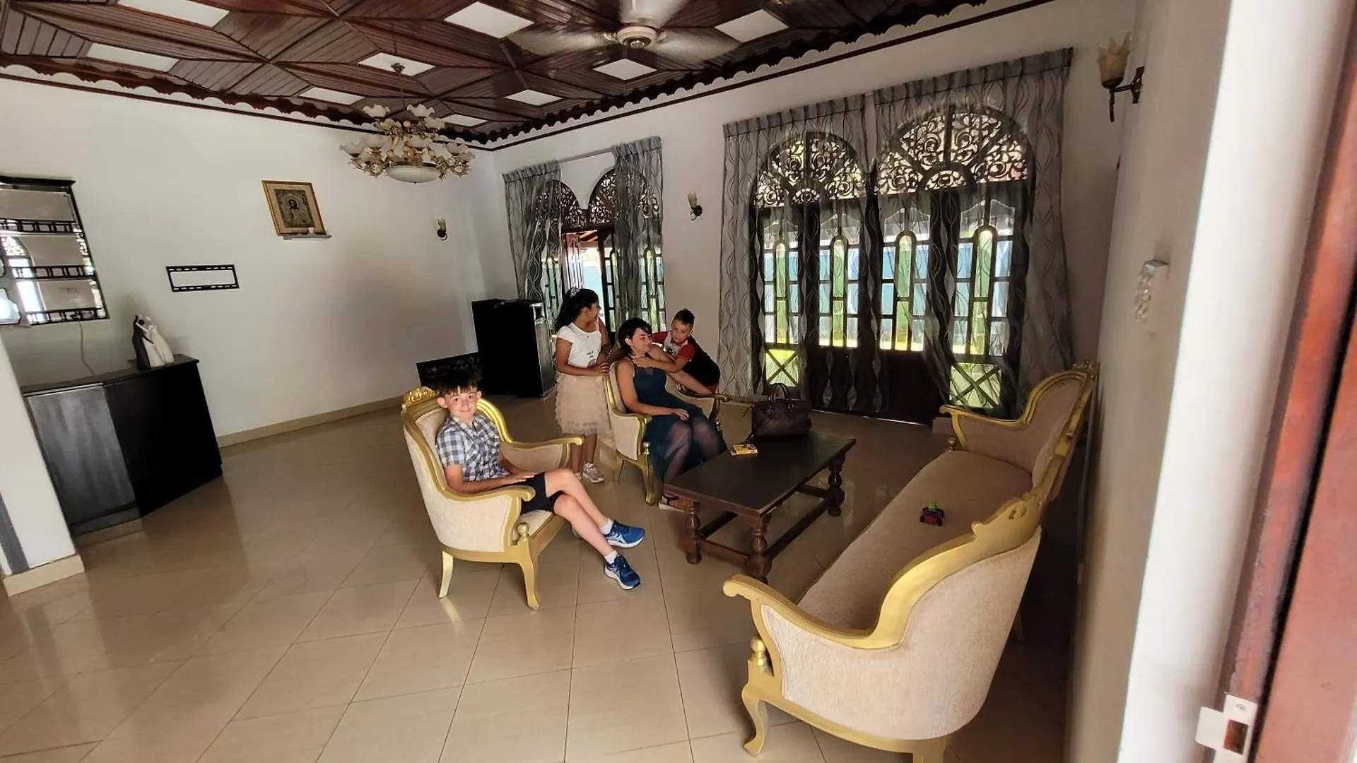 Shon Villa Negombo Guest house
